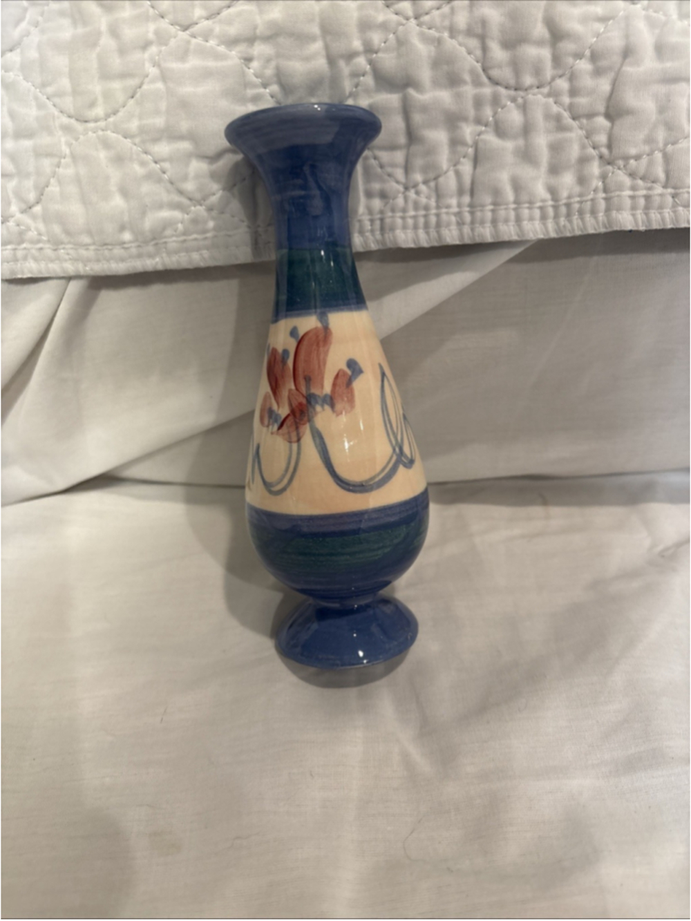 Gail Pittman Floral Grapevine 1988 Vase 1078